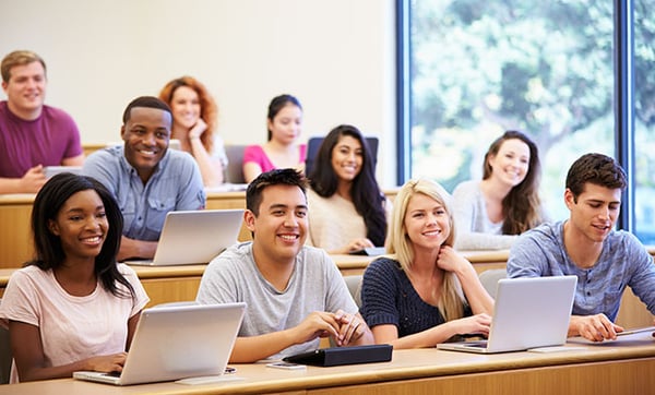 La importancia de la tecnología en las evaluaciones para la acreditación