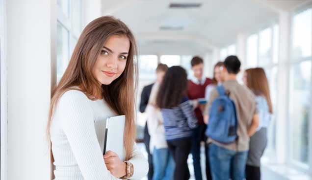 How Technology Helps Universities Improve Student Recruitment